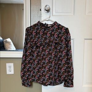 Loft Floral Top in Black, White, Gold, and Pink